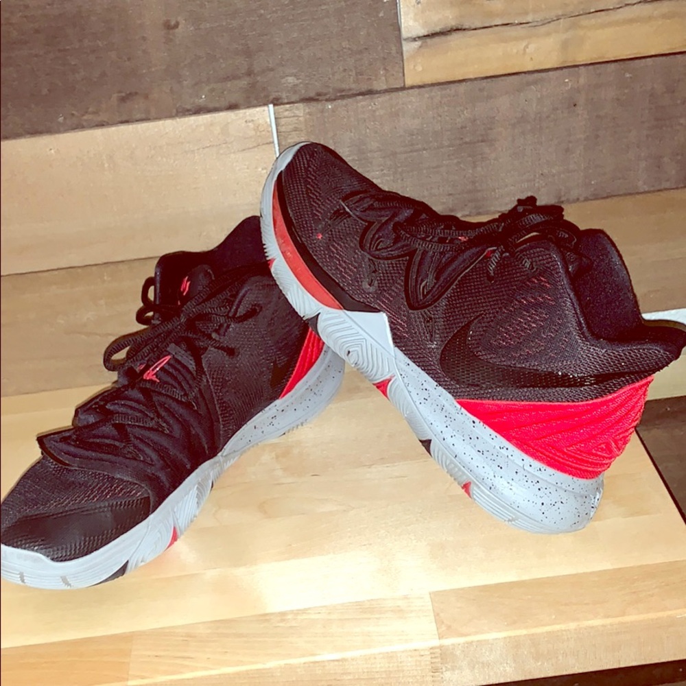 Kyrie 5s bred nike